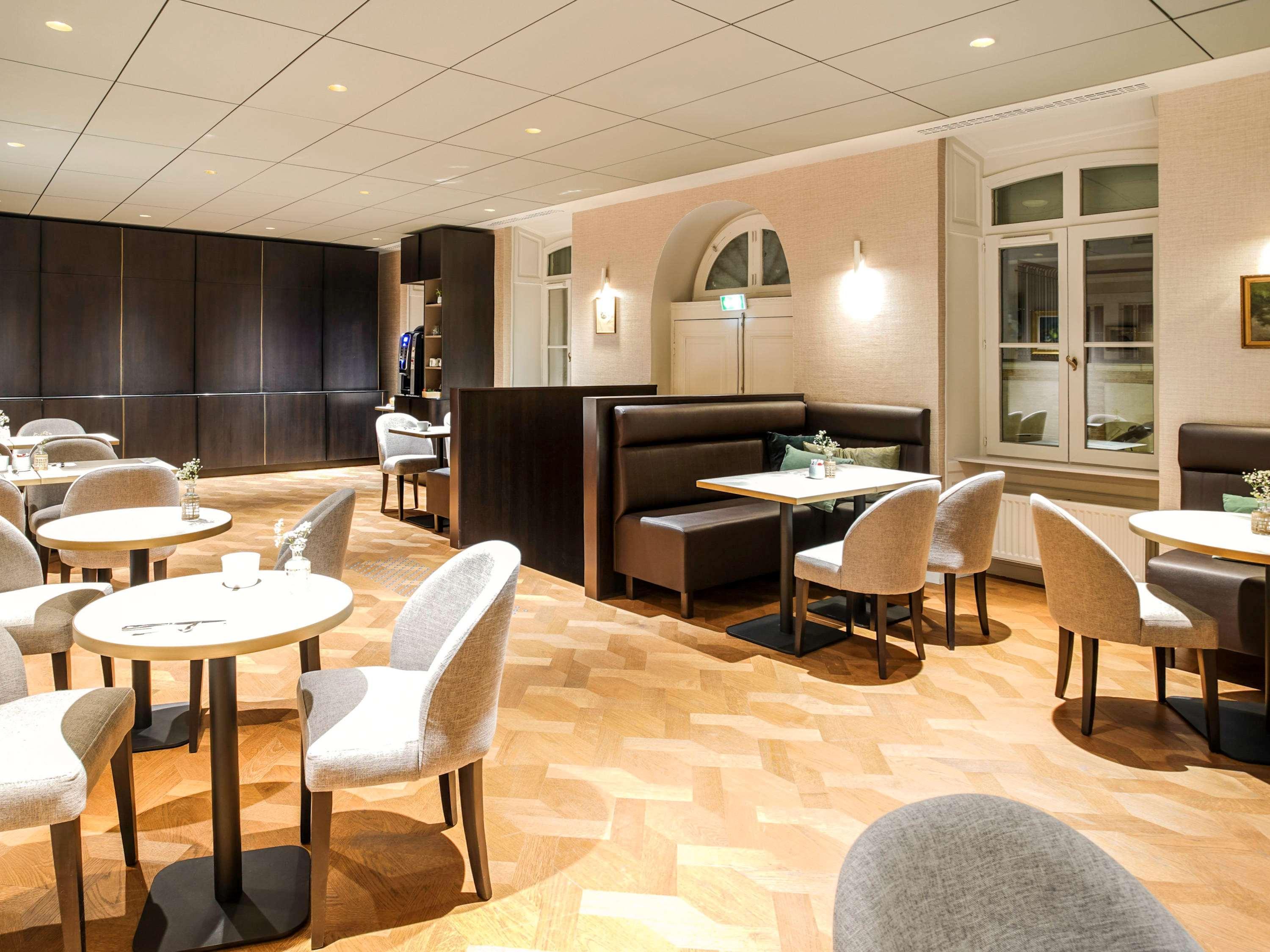 Отель Mercure Rennes Centre Place Bretagne Экстерьер фото