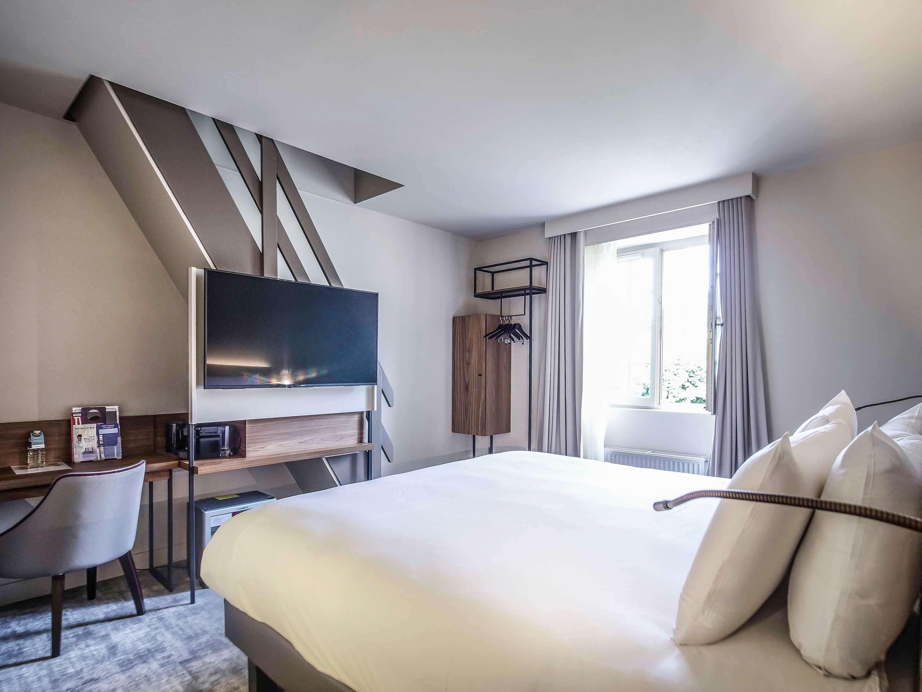 Отель Mercure Rennes Centre Place Bretagne Экстерьер фото